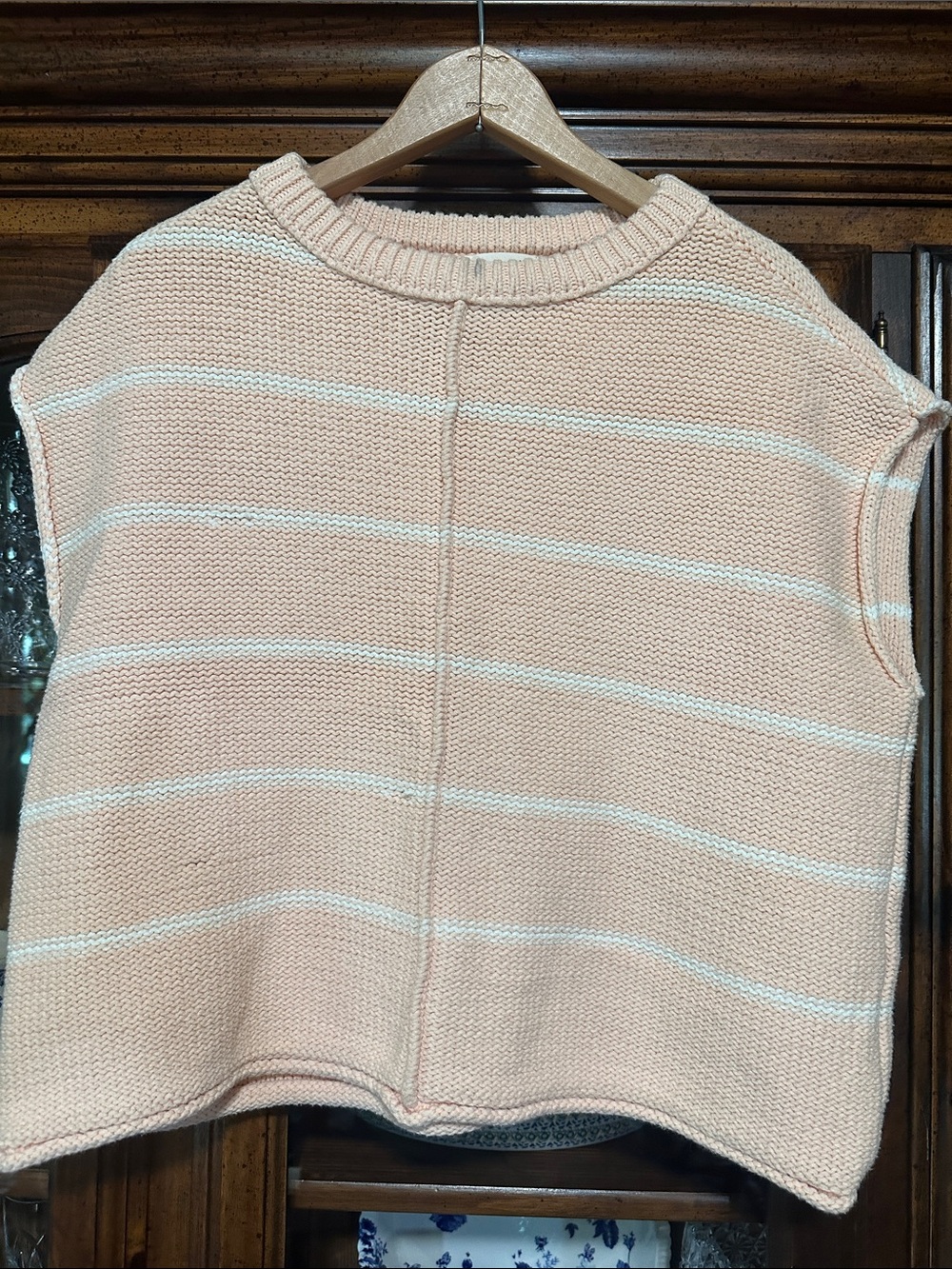 Universal Thread Peach and White Striped Knit Sleeveless Sweater Vest